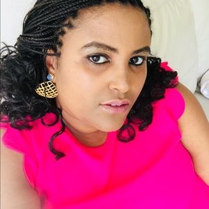 Meet your Posher, Tsedal